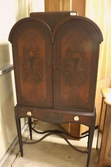Depression Era Hutch