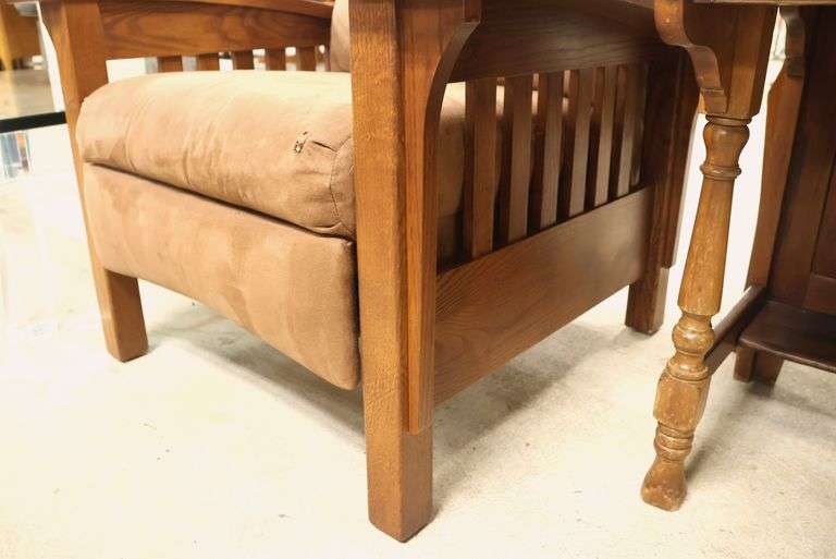 Modern Arts & Crafts Style Oak Recliner