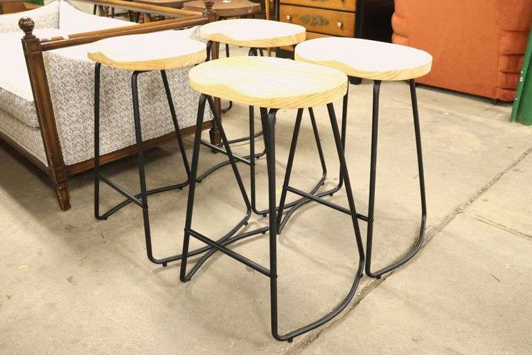 (4) Modern Bar Stools