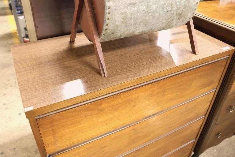 Broyhill Walnut and Laminate Four Drawer Chest