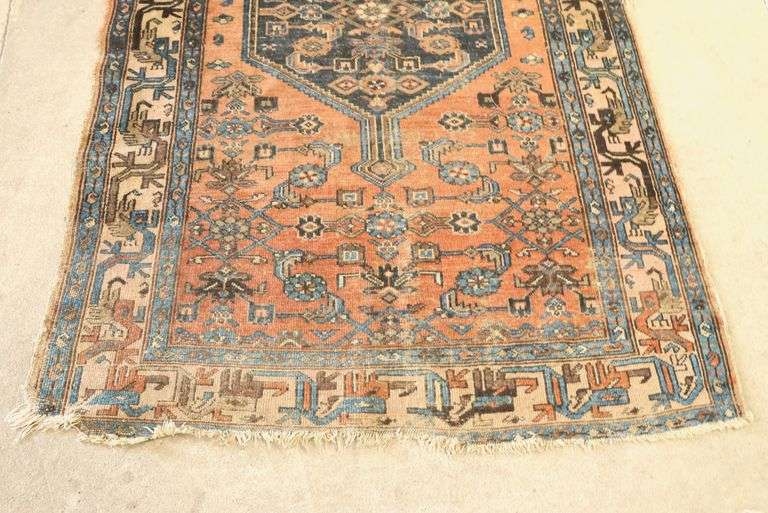 *NO STORAGE* 78" X 46" Rug