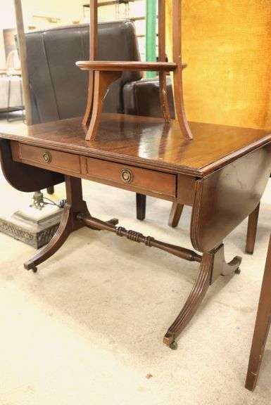 Colonial Revival Mahogany Drop Leaf End Table, Finish Wear