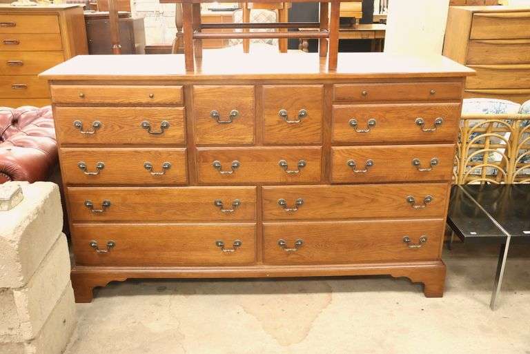 Keller Furniture Chestnut Creek Collection Solid Oak Dresser