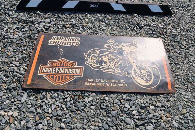 *NO STORAGE* Harley Davidson Sign