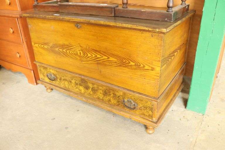 Lancaster Co. PA Ochre Grained Blanket Chest, Wear
