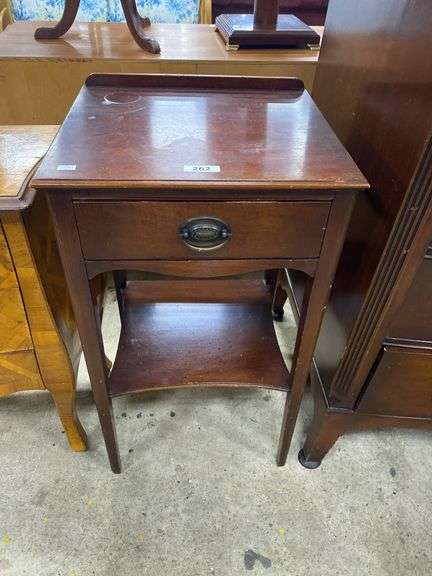 3pc Kindel Mahogany Bedroom Set