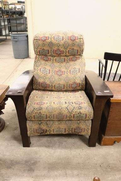 Modern Arts & Crafts Oak Recliner