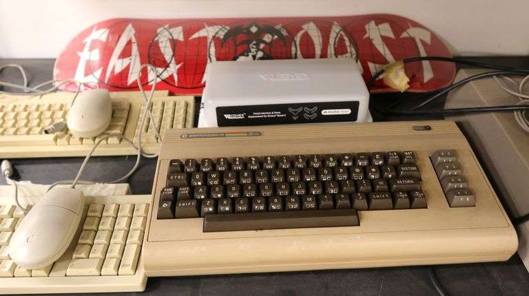 Vintage Commodore 64 Computer, Other Keyboards Etc. - Dixon's Auction ...