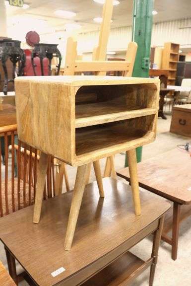 MCM Style Mango Wood End Table, Wear