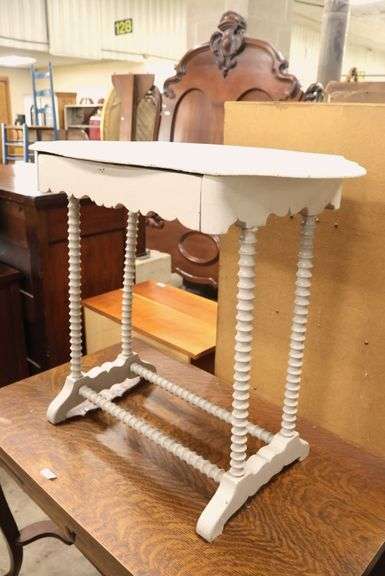 Painted Cottage Pine One Drawer Spool Table