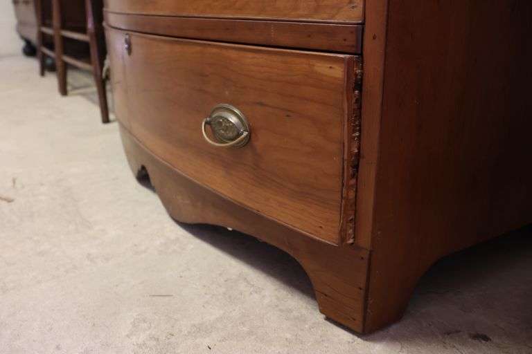 New England Hepplewhite Cherry Chest of Drawers