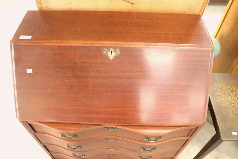 Colonial Revival Mahogany Claw Foot Desk