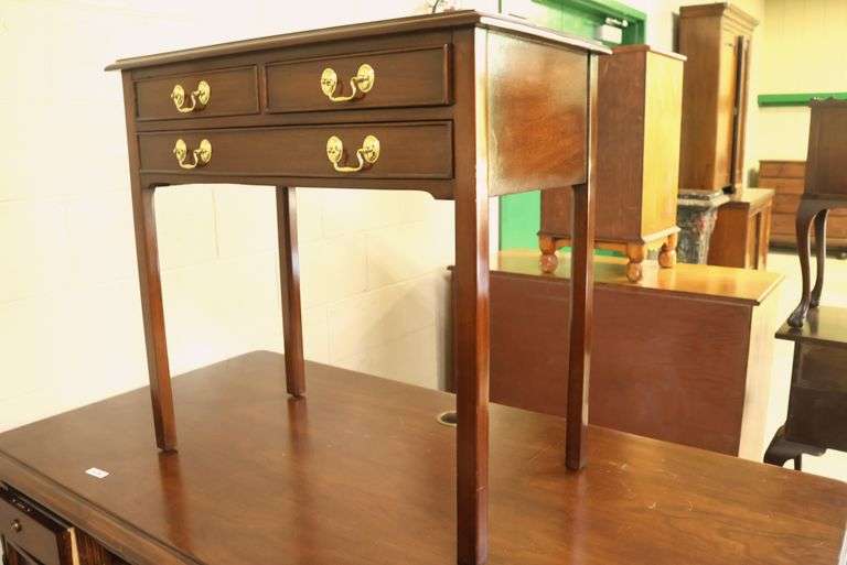 Cabinet-Made Mahogany Side Table