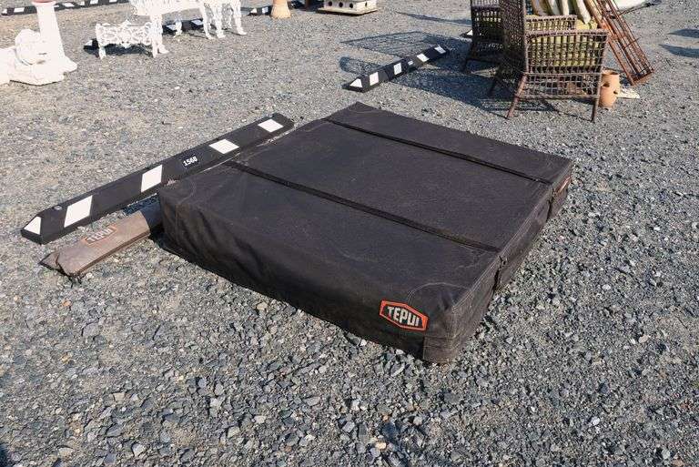 *NO STORAGE* Tepui Car Tent