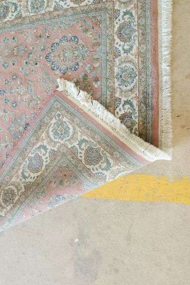 *NO STORAGE* 137" X 80" Rug