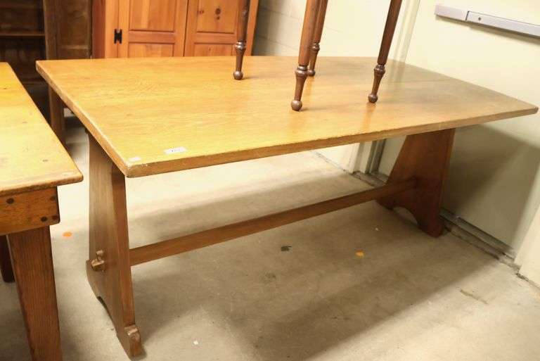 Modern Farmhouse Pine Trestle Table