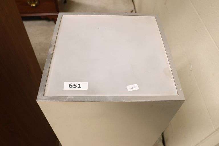 Modern Pedestal