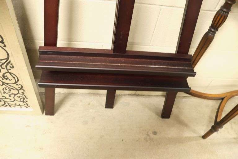 Modern Easel