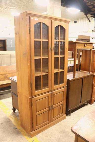 Vintage Farmhouse Pine Hutch