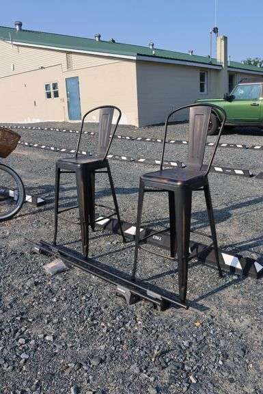 *NO STORAGE* Industrial Style Bar Stools and Yakima Roof Rack