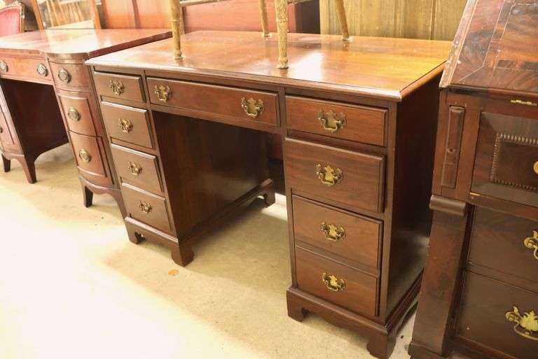 Colonial Revival Mahogany Kneehole Desk