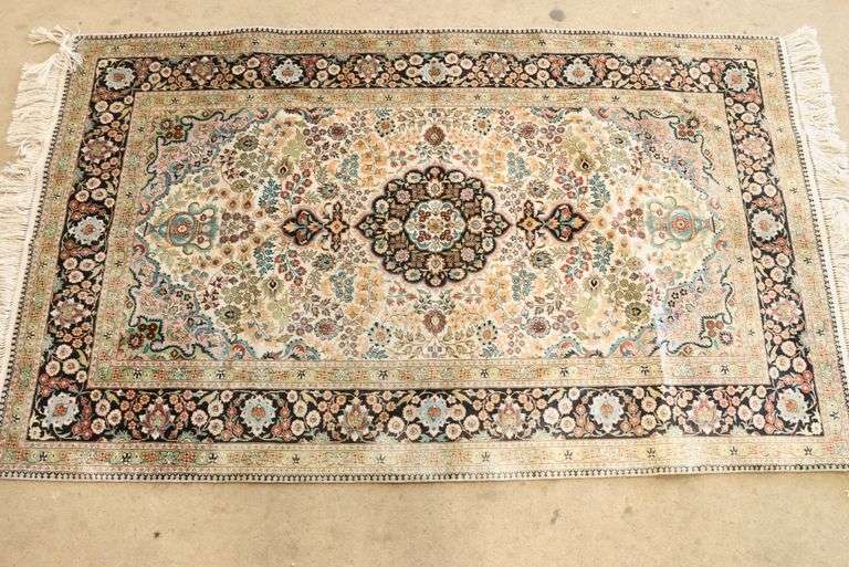 *NO STORAGE* 61" X 36" Rug