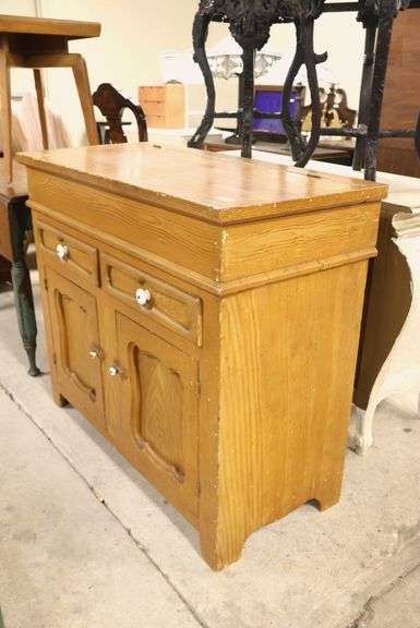 Lancaster Co. PA Ochre Grained Lift Lid Dry Sink