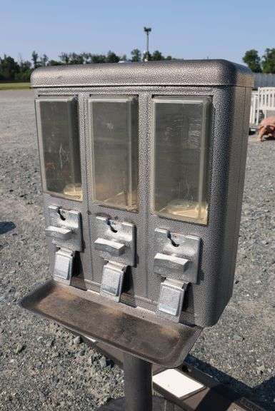 *NO STORAGE* Gumball Machine