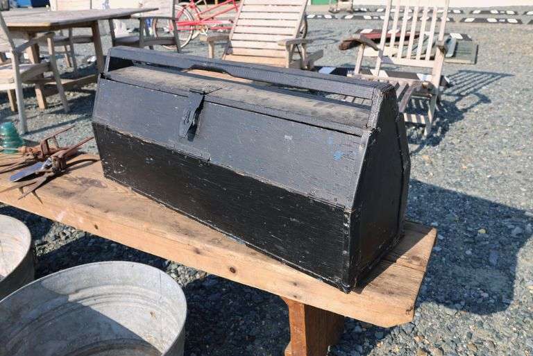 *NO STORAGE* Galvanized Wash Tubs, Farmhouse Bench, Etc.