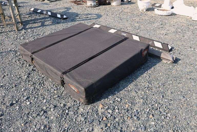 *NO STORAGE* Tepui Car Tent