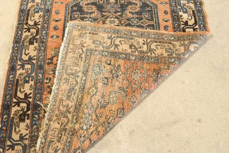 *NO STORAGE* 78" X 46" Rug