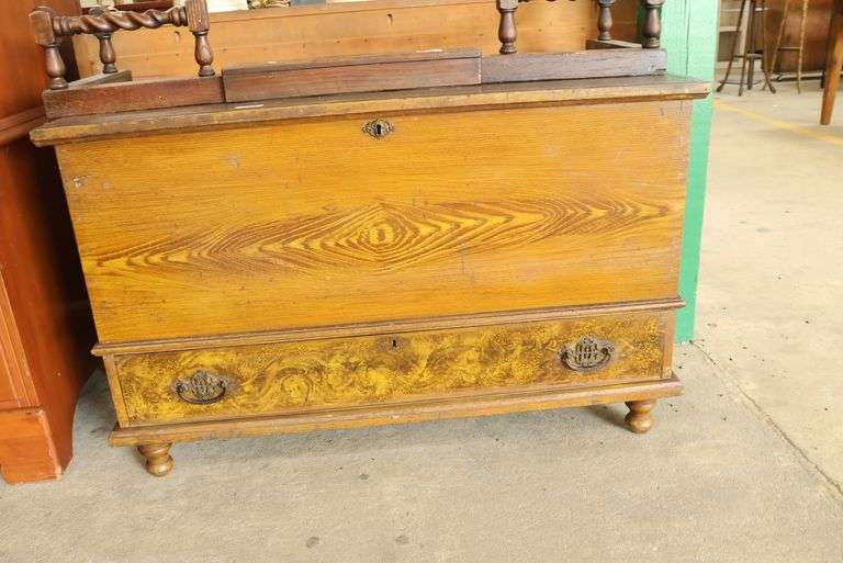 Lancaster Co. PA Ochre Grained Blanket Chest, Wear