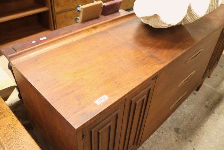 Broyhill Premier Sculptra MCM Walnut Credenza, Minor Chips