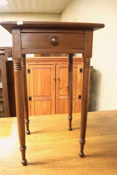 Sheraton Style One Drawer Stand