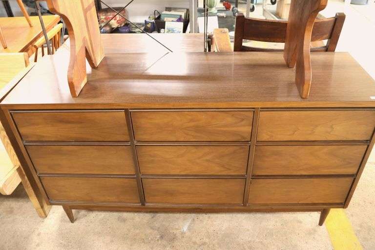 Broyhill MCM Walnut and Laminate Nine Drawer Dresser