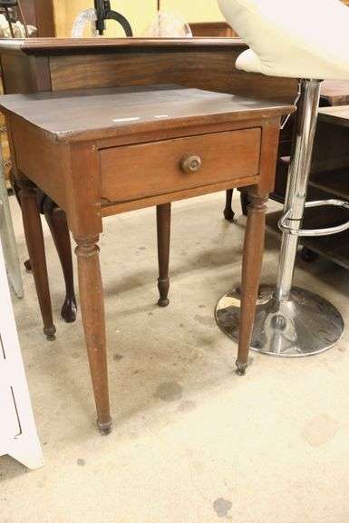 Pennsylvania Sheraton One Drawer Stand