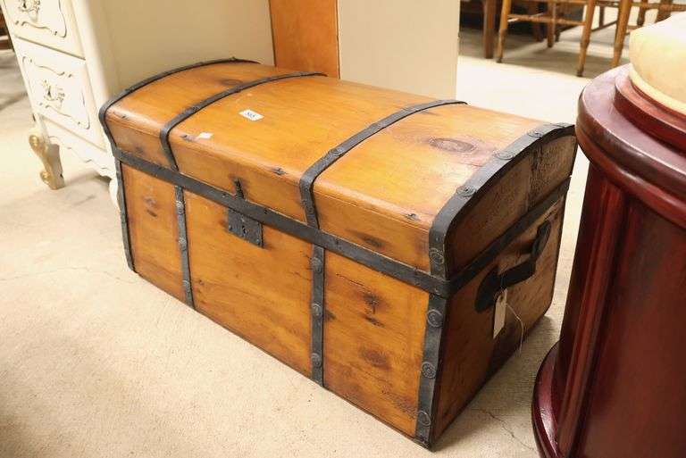 Antique Jenny Lind Trunk