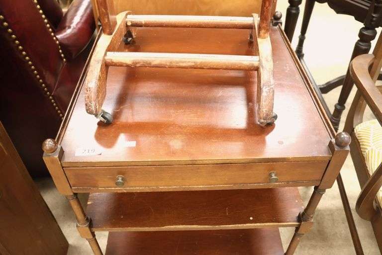 Colonial Revival Mahogany End Table, As-Is