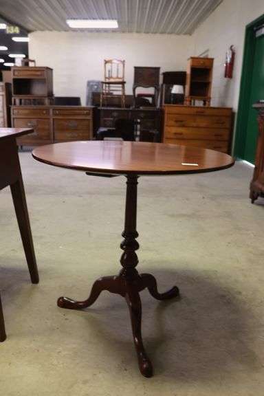 Nathan Margolis Hartford ct Queen Anne Style Mahogany Tea Table