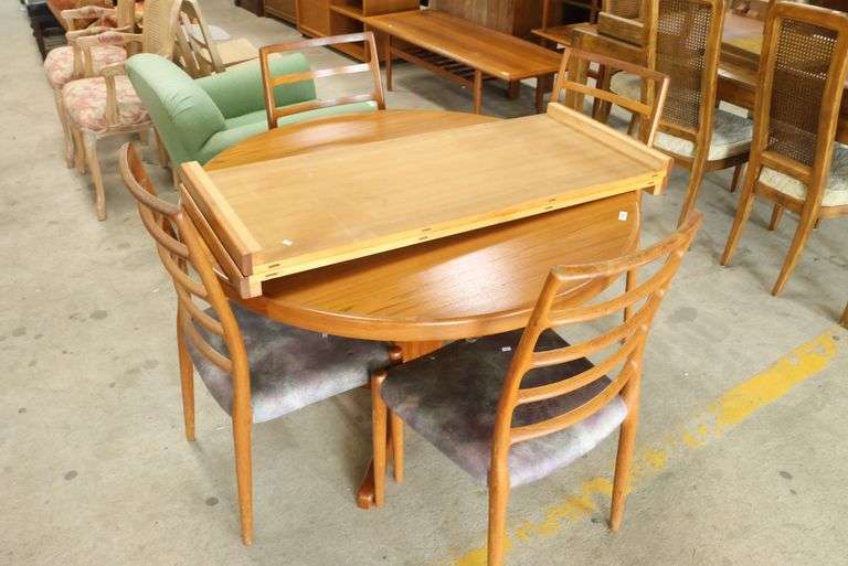Scandinavian MCM Teak Dining Table and Four JL Moller Chairs