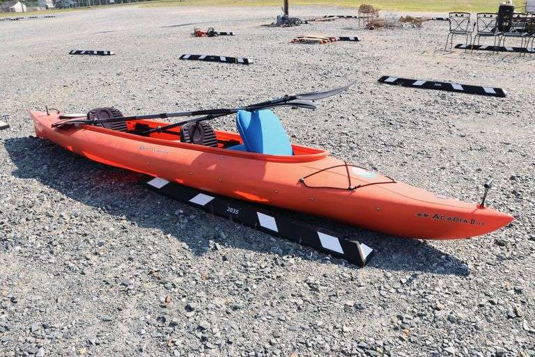 *NO STORAGE* Molded Plastic 2 Seat Kayak