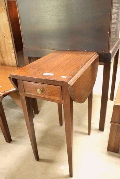 Cabinet-Made Mahogany Drop Leaf End Table