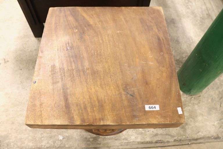 Modern Carved Mango Wood Column Capital Cocktail Table