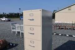 *NO STORAGE* 4 Drawer File Cabinet