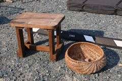 *NO STORAGE* Side Table and Basket