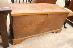 Eastern Shore Yellow Pine Blanket Chest, As-Is
