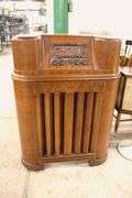 *NO STORAGE* Vintage Radio, As-Is