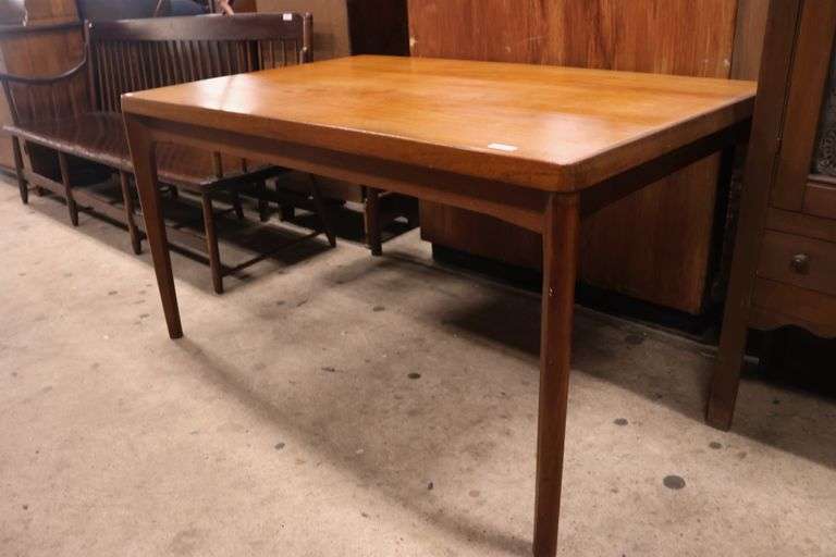 Danish MCM Teak Dining Table with Retractable Leaves