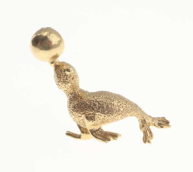 14k Gold Textured Seal with Ball Tie Tac 1.2g