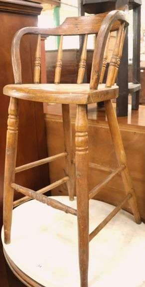 Antique Farmhouse Mixed Woods Highchair